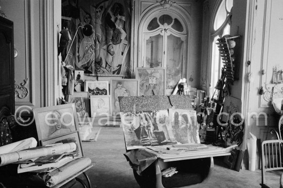A studio at La Californie, Cannes 1960. - Photo by Edward Quinn