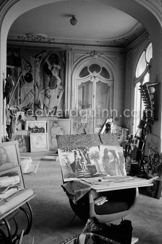 A studio at La Californie, Cannes 1960. - Photo by Edward Quinn