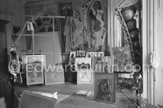 A studio at La Californie, Cannes 1960. - Photo by Edward Quinn