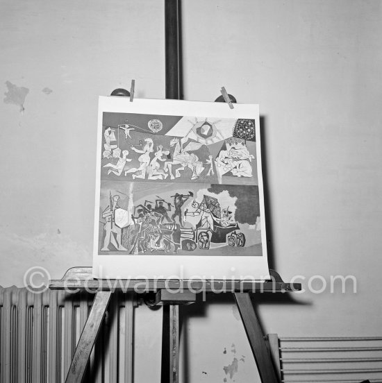 Small reproduction of War and Peace drawing on the vault of the Temple of Peace (Temple de la Paix, or Chapelle de la paix, Vallauris 1961. - Photo by Edward Quinn