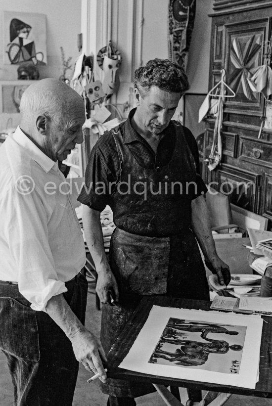 Pablo Picasso and Jacques Frélaut, printer in Vallauris. La Californie, Cannes 1961. - Photo by Edward Quinn