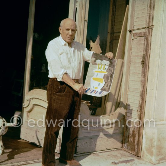 Pablo Picasso withn gouache made with Caran d'Ache wax oil pastels and water color. Pablo Picasso always liked surprises and in his work he encouraged unpredictable outcomes. La Californie, Cannes 1961. - Photo by Edward Quinn