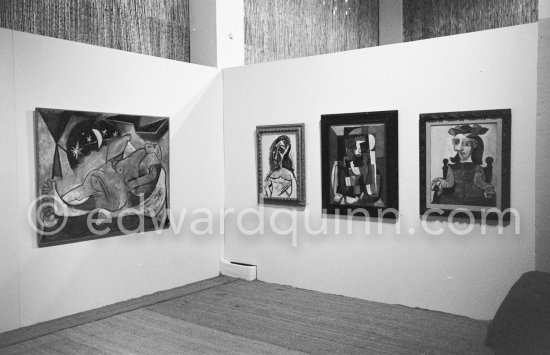 Opening of the exhibition at the Nérolium, Vallauris. Festivities put on in Pablo Picasso's honor for the 80th birthday. Vallauris 29.10.1961. - Photo by Edward Quinn