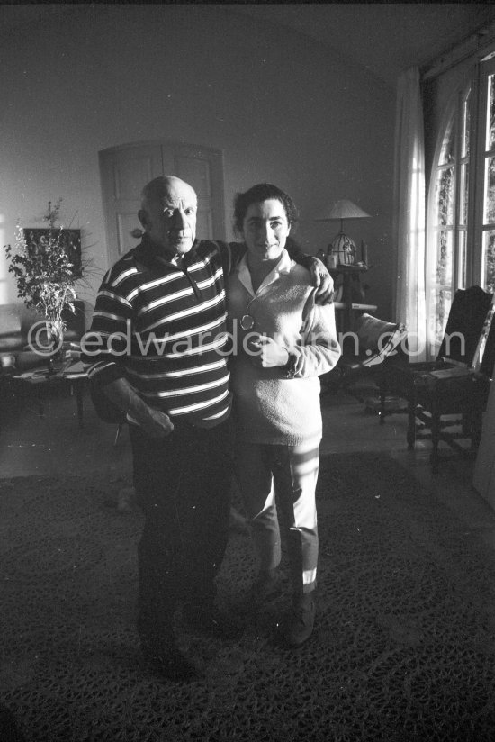 Pablo Picasso and Jacqueline. Mas Notre-Dame-de-Vie, Mougins 14.2.1962. - Photo by Edward Quinn