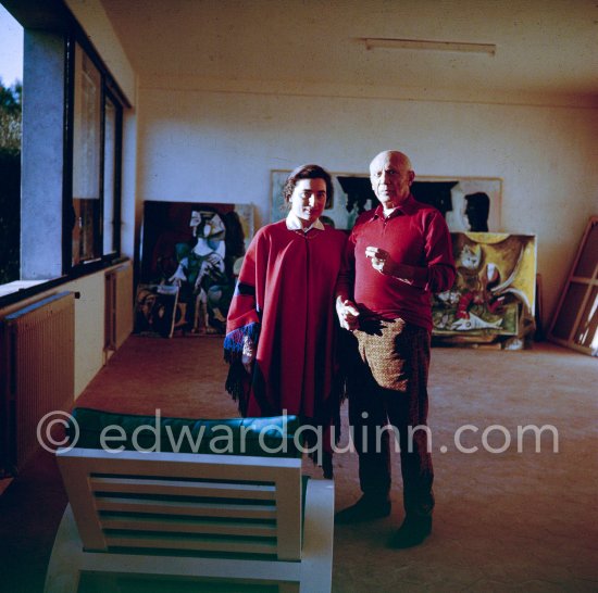 Pablo Picasso and Jacqueline. Mas Notre-Dame-de-Vie, Mougins 1962. - Photo by Edward Quinn