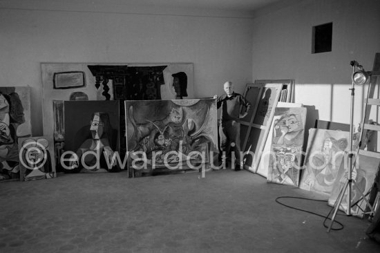 Pablo Picasso stands beside a painting he has just finished. Mas Notre-Dame-de-Vie, Mougins 1962. - Photo by Edward Quinn