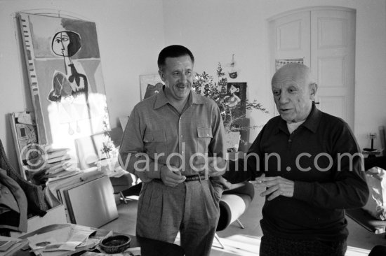 Pablo Picasso and Xavier Bousquets, architect of Collegi d’Arquitectes de Catalunya, Barcelona. Mas Notre-Dame-de-Vie, Mougins 1962. - Photo by Edward Quinn