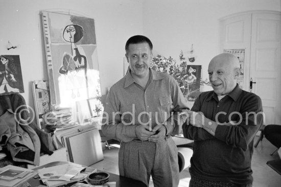 Pablo Picasso and Xavier Bousquets, architect of Collegi d’Arquitectes de Catalunya, Barcelona. Mas Notre-Dame-de-Vie, Mougins 1962. - Photo by Edward Quinn