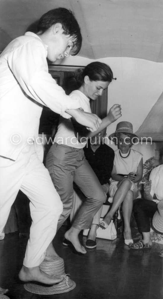 Paloma Picasso and Claude Picasso dancing the Twist in a restaurant at Mougins 1962. (Digitized from Vintage Print, original negative missing) - Photo by Edward Quinn