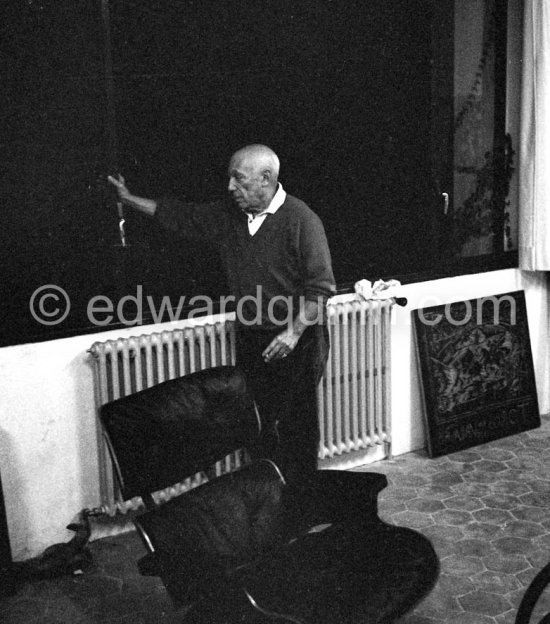Pablo Picasso at Mas Notre-Dame-de-Vie, Mougins 1964. - Photo by Edward Quinn
