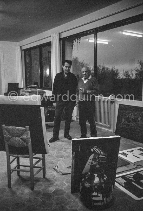 Pablo Picasso and the printer Hidalgo Arnéra. Mas Notre-Dame-de-Vie, Mougins 1964. - Photo by Edward Quinn