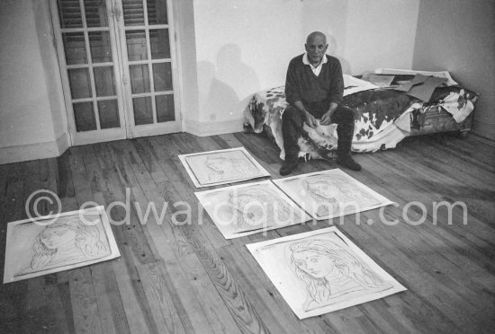 Pablo Picasso at Mas Notre-Dame-de-Vie, Mougins 1964. - Photo by Edward Quinn