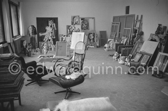 Mas Notre-Dame-de-Vie, Mougins 1964. - Photo by Edward Quinn