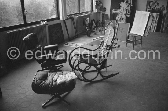 Mas Notre-Dame-de-Vie, Mougins 1964. - Photo by Edward Quinn