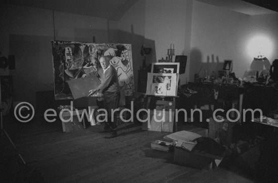 Pablo Picasso showing an engraving. Mas Notre-Dame-de-Vie, Mougins Oct. 1964. - Photo by Edward Quinn