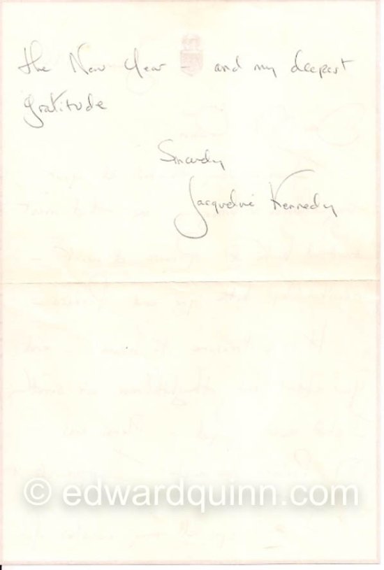 Thank-you letter (back) of Jacqueline Kennedy for the book "Pablo Picasso at work" dedicated to her by Edward Quinn and Pablo Picasso, New York, January 1965 - Photo by Edward Quinn