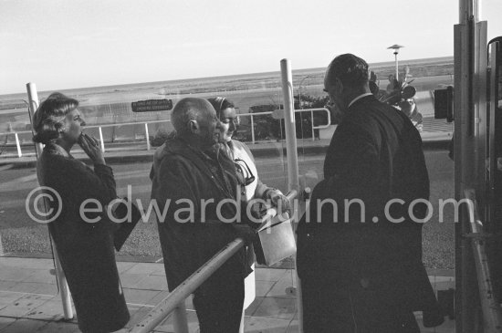 Pablo Picasso and Jacqueline. Nice Airport 1965. - Photo by Edward Quinn