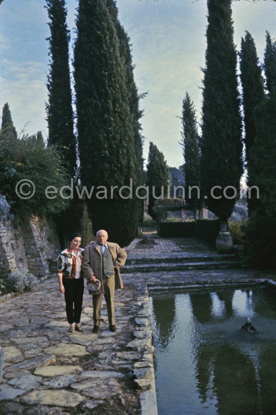 Pablo Picasso and Jacqueline in the gardens of Mas Notre-Dame-de-Vie. First photos after surgery at British-American Hospital in Paris. Mougins 1965. - Photo by Edward Quinn