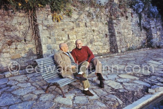 Pablo Picasso and Dr. Jacques Hepp, the surgeon who operated on him, in the gardens of Mas Notre-Dame-de-Vie. First photos after surgery at British-American Hospital in Paris. Mougins 1965. - Photo by Edward Quinn