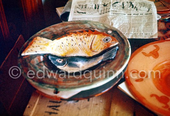 A finished plate painted and in relief. Fish, such as are seen daily in the market, have here taken their place permanently on the plate. Before 1965. - Photo by Edward Quinn