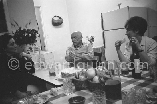 Pablo Picasso at the birthday dinner for Jacqueline (24.2.66). Mas Notre-Dame-de-Vie, Mougins 1966. - Photo by Edward Quinn