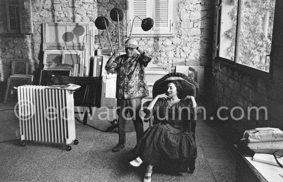 Pablo Picasso and Jacqueline. Mas Notre-Dame-de-Vie, Mougins 1967. - Photo by Edward Quinn