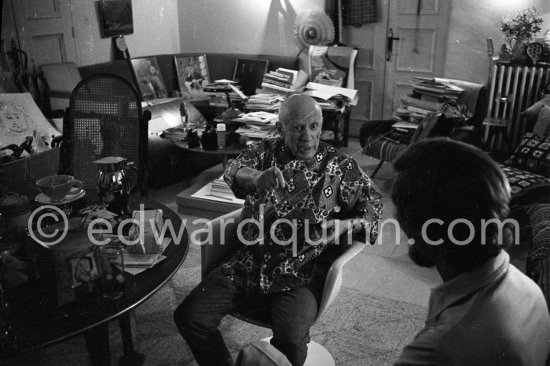 Pablo Picasso and his printer Piero Crommelynck. Mas Notre-Dame-de-Vie, Mougins 1967. - Photo by Edward Quinn