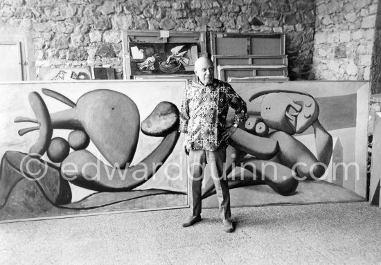 One day Quinn asked Pablo Picasso if he could photograph the top floor studios. He agreed and prcoeeded to take out, one by one, old and new paintings from his collection. Mas Notre-Dame-de-Vie, Mougins 1967. (Digitized from Vintage Print, original negative missing) - Photo by Edward Quinn