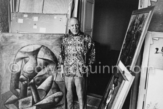 One day Quinn asked Picasso if he could photograph the top floor studios. He agreed and prcoeeded to take out, one by one, old and new paintings from his collection. Mas Notre-Dame-de-Vie, Mougins 1967. - Photo by Edward Quinn