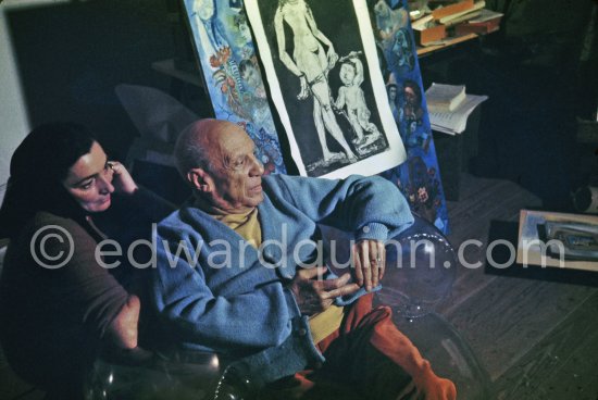 Pablo Picasso and Jacqueline. Mas Notre-Dame-de-Vie, Mougins 1969. - Photo by Edward Quinn