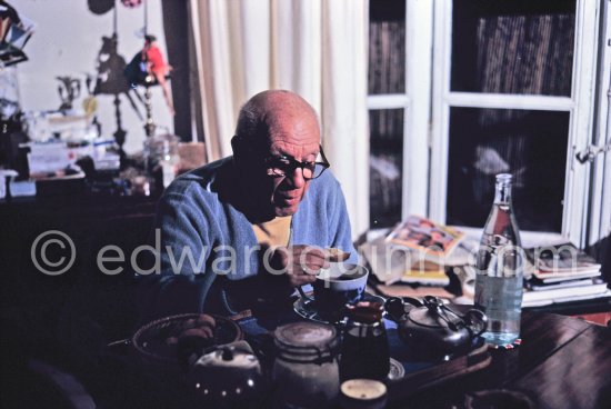 Pablo Picasso at Mas Notre-Dame-de-Vie, Mougins 1969. - Photo by Edward Quinn