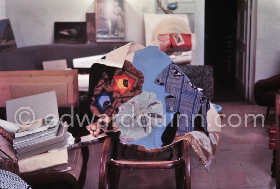 Mas Notre-Dame-de-Vie, Mougins 1969. - Photo by Edward Quinn