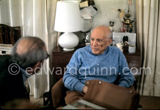 Pablo Picasso and Siegfried Rosengart. Gallery owner in Lucerne. Mas Notre-Dame-de-Vie, Mougins 17.4.1970. (Quelle Angela Rosengart) (the day of Apollo 13 returning to earth) - Photo by Edward Quinn