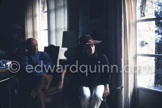 Pablo Picasso and Jacqueline are watching the landing of Apollo 13 on television, 17.4.1970. Mas Notre-Dame-de-Vie, Mougins 1970. - Photo by Edward Quinn