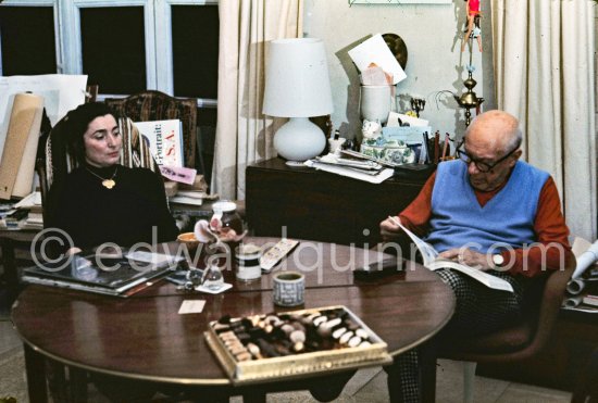 Pablo Picasso and Jacqueline. Mas Notre-Dame-de-Vie, Mougins 1970. - Photo by Edward Quinn