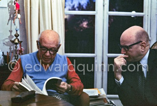 Pablo Picasso and William Hartmann, architect who persuaded Pablo Picasso to create Daley Center work, Chicago. Mas Notre-Dame-de-Vie, Mougins 1970. - Photo by Edward Quinn