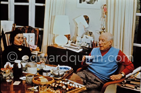 Jacqueline and Pablo Picasso. Mas Notre-Dame-de-Vie, Mougins 1970. - Photo by Edward Quinn