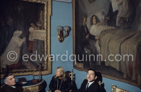 Members of the Vilató family. From left Pablín, Lolita, Jaime at the home of her mother Lola Ruiz Vilató, sister of Pablo Picasso. Pablo Picasso gave the collection his family held in Barcelona (among others the Vilató family, his nephews) to the Museu Pablo Picasso Barcelona. The collection is made up of oil paintings and drawings from his childhood and youth era. Barcelona 1970. - Photo by Edward Quinn