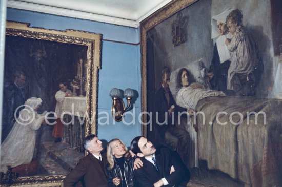 Members of the Vilató family, from left Pablín, Lolita, Jaime at the home of her mother Lola Ruiz Vilató, sister of Pablo Picasso. at the home of Lola Ruiz Vilató, sister of Pablo Picasso. Pablo Picasso gave the collection his family held in Barcelona (among others the Vilató family, his nephews) to the Museu Pablo Picasso Barcelona. The collection is made up of oil paintings and drawings from his childhood and youth era. Barcelona 1970. - Photo by Edward Quinn