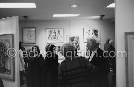 Exhibition "Pablo Picasso: 172 dessins en noir et blanc et en couleurs. 21.11.71-18.8.72" Galerie Louise Leiris, Paris 1.12.1972 - 13.1.1973. - Photo by Edward Quinn