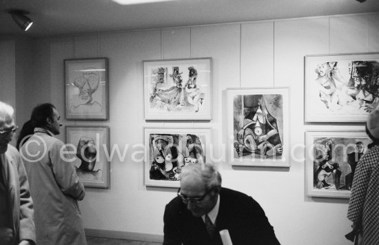 Exhibition "Pablo Picasso: 172 dessins en noir et blanc et en couleurs. 21.11.71-18.8.72" Galerie Louise Leiris, Paris 1.12.1972 - 13.1.1973. - Photo by Edward Quinn