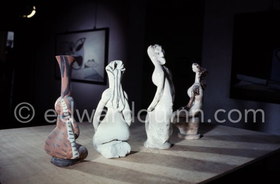 Ceramics photographed 1972 for the book: Ramié, Georges. "Céramique de Pablo Picasso", Cercle d'art, Paris 1974. - Photo by Edward Quinn