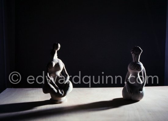 Ceramics photographed 1972 for the book: Ramié, Georges. "Céramique de Pablo Picasso", Cercle d'art, Paris 1974. - Photo by Edward Quinn