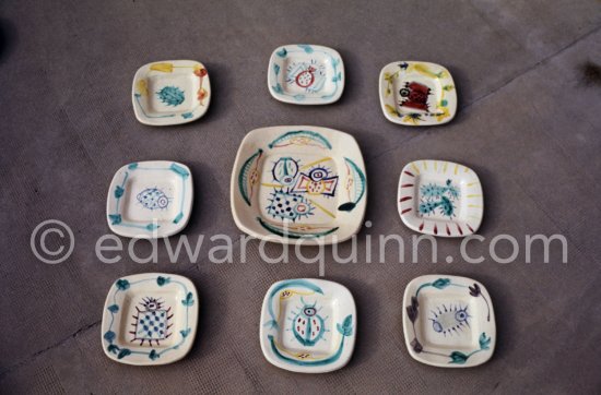 Ceramics photographed 1972 for the book: Ramié, Georges. "Céramique de Pablo Picasso", Cercle d'art, Paris 1974. - Photo by Edward Quinn