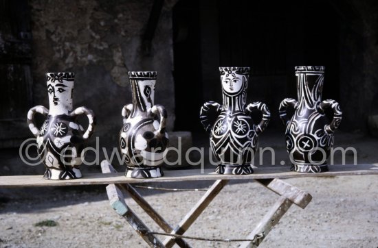 Ceramics photographed 1972 for the book: Ramié, Georges. "Céramique de Pablo Picasso", Cercle d'art, Paris 1974. - Photo by Edward Quinn