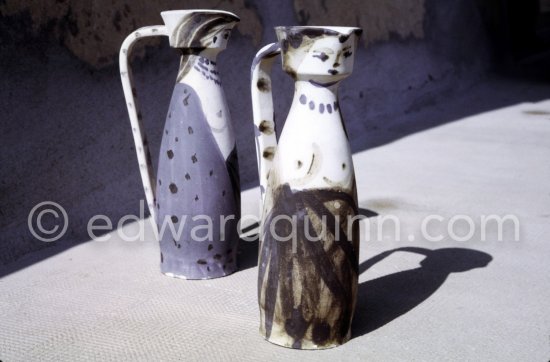 Ceramics photographed 1972 for the book: Ramié, Georges. "Céramique de Pablo Picasso", Cercle d'art, Paris 1974. - Photo by Edward Quinn