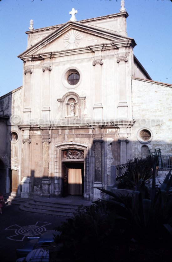 Cathédrale Notre Dame de l\'Immaculée Conception, Antibes 1973. - Photo by Edward Quinn