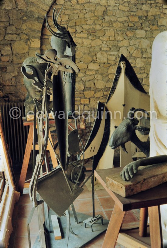 Studio de la sculpture. Ground floor, Mas Notre-Dame-de-Vie, Mougins 1974. (Photographed after Pablo Picasso’s death.) - Photo by Edward Quinn