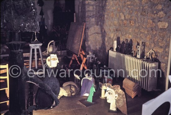 Studio de la sculpture. Ground floor, Mas Notre-Dame-de-Vie, Mougins 1974. (photographed after Pablo Picasso's death) - Photo by Edward Quinn