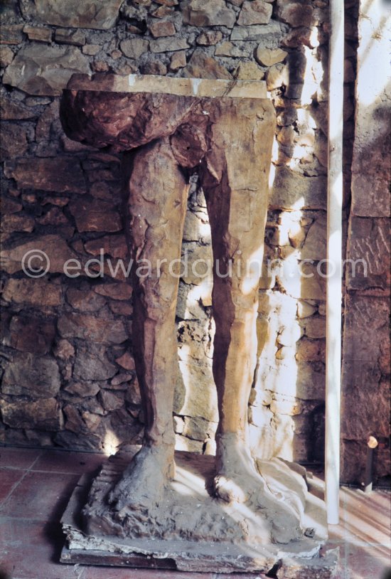 Studio de la sculpture. Ground floor, Mas Notre-Dame-de-Vie, Mougins 1974. (photographed after Pablo Picasso's death) - Photo by Edward Quinn